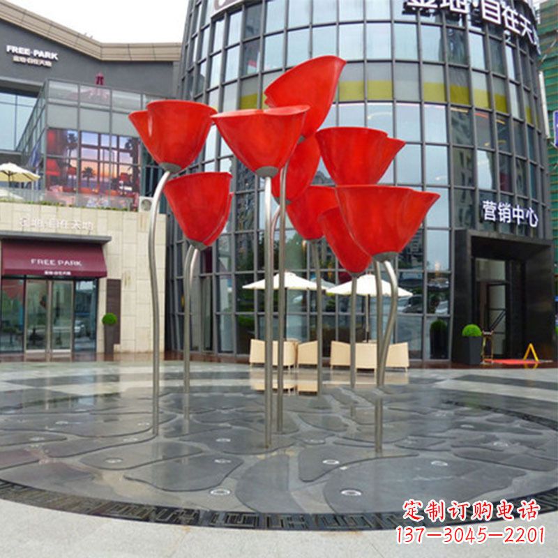 辽阳玫瑰雕塑点缀城市景观的绚烂之美