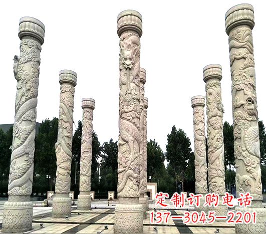 辽阳精美龙柱雕塑,点缀城市广场