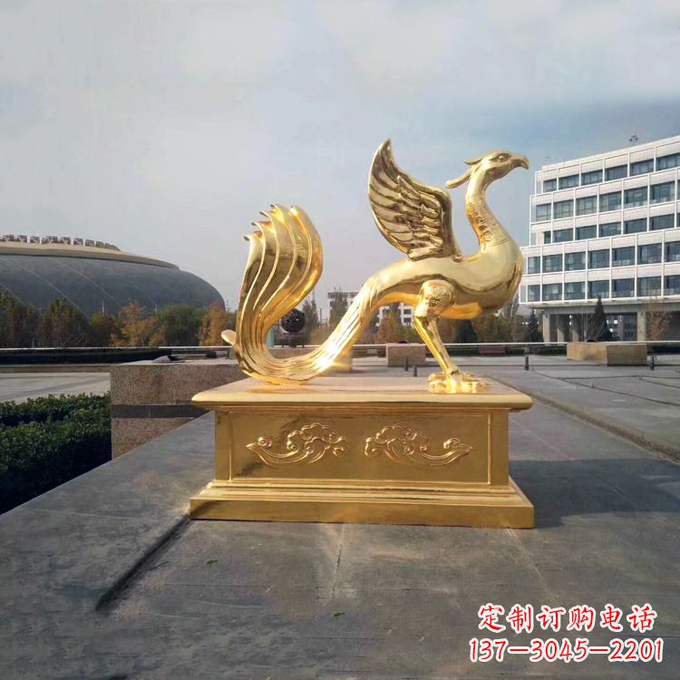 辽阳城市广场的朱雀雕塑