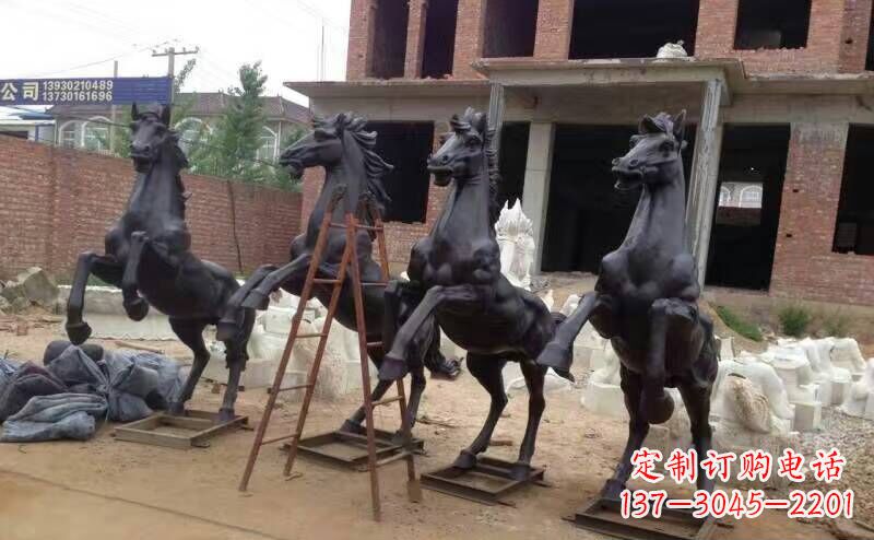 辽阳马雕塑积极而具有历史意义的艺术