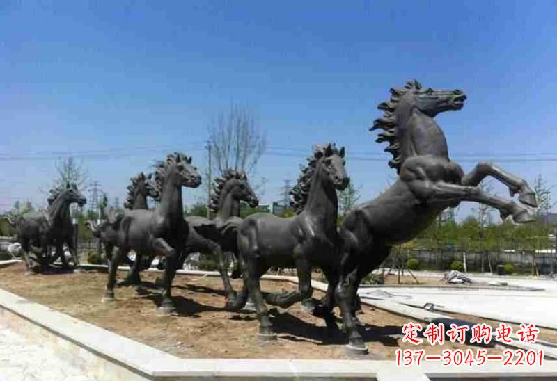 辽阳城市园林奔马铸铜雕塑