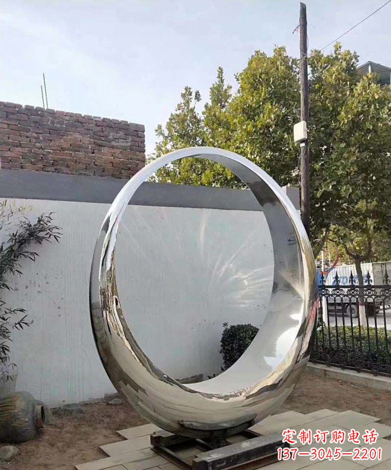 辽阳城市圆环不锈钢雕塑