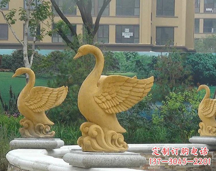 辽阳天鹅雕塑美丽的园林装饰