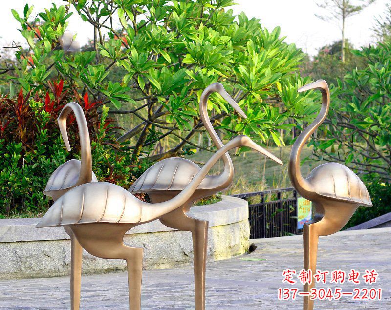 辽阳抽象丹顶鹤铜雕