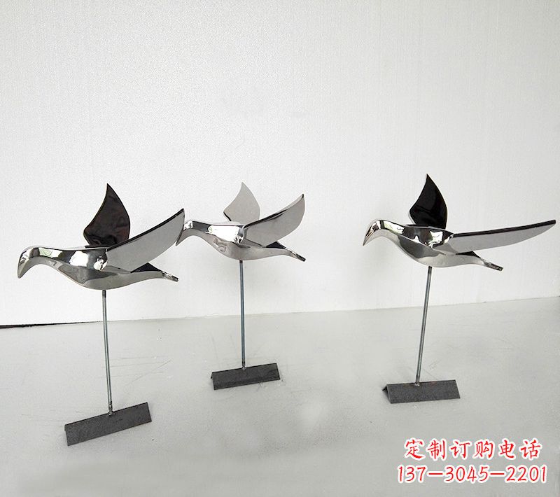 辽阳优雅的鸽子雕塑——不锈钢插件公园的精美装饰