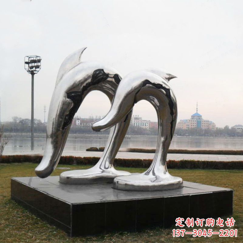 辽阳海豚公园动物景观雕塑的精灵
