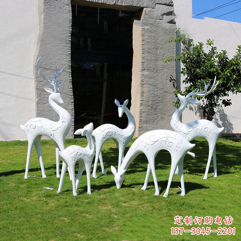 辽阳玻璃钢动物雕塑——给小区园林添彩