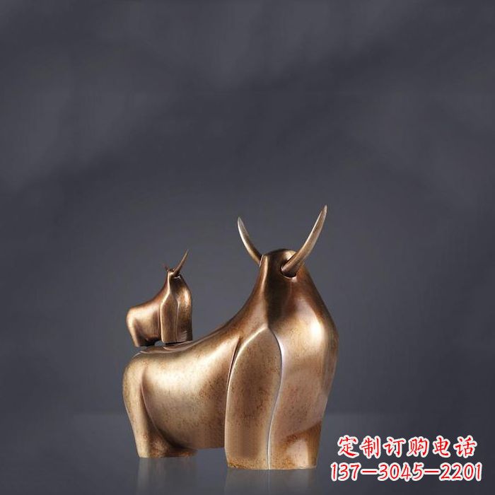 辽阳抽象牛铜雕-不锈钢生肖牛雕塑摆件