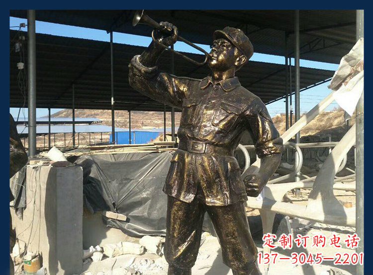 辽阳吹冲锋号的八路军铜雕