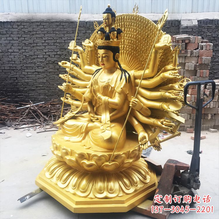 辽阳精美纯铜千手观音雕塑