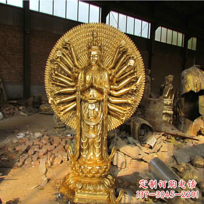 辽阳纯铜千手观音雕塑