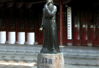 辽阳白居易铜雕像向著名诗人致敬