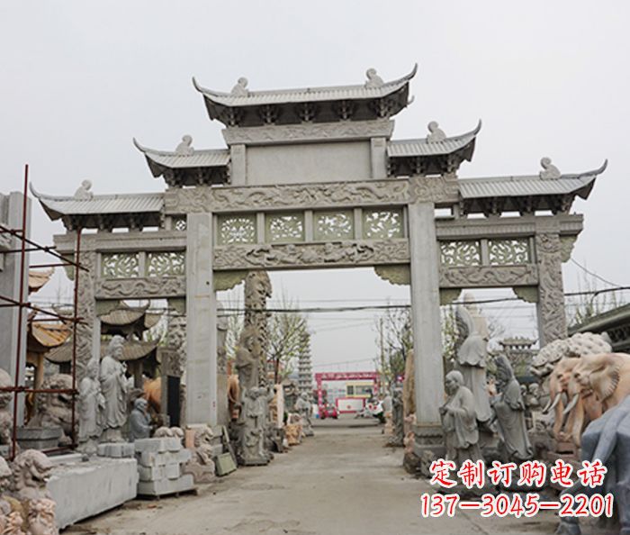 辽阳大理石牌坊石雕的精美