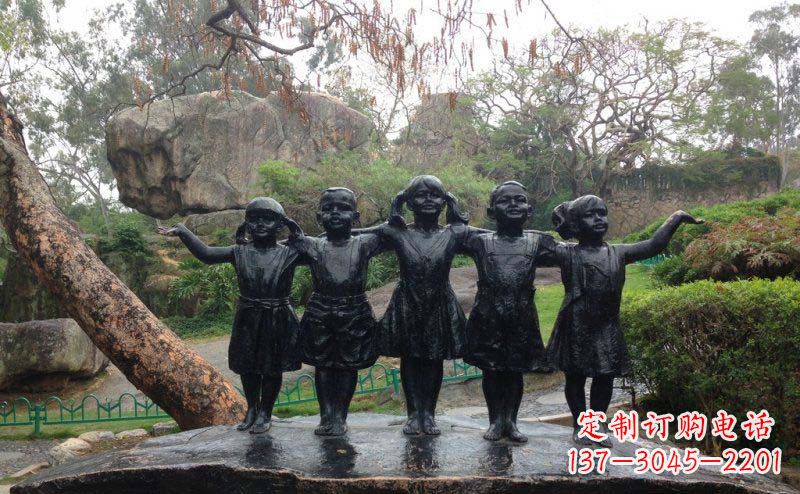 辽阳儿童雕塑传承着童真的美好