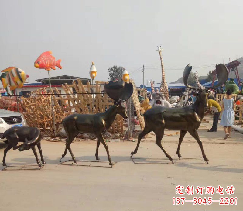 辽阳大角鹿群铜雕