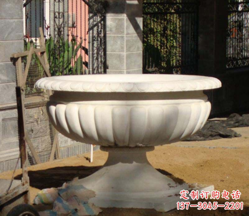 辽阳精美大理石花盆雕塑