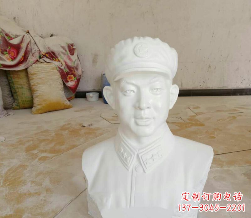 辽阳大理石雷锋石雕