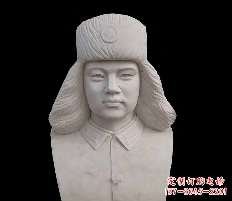 辽阳激励青年的雷锋石雕