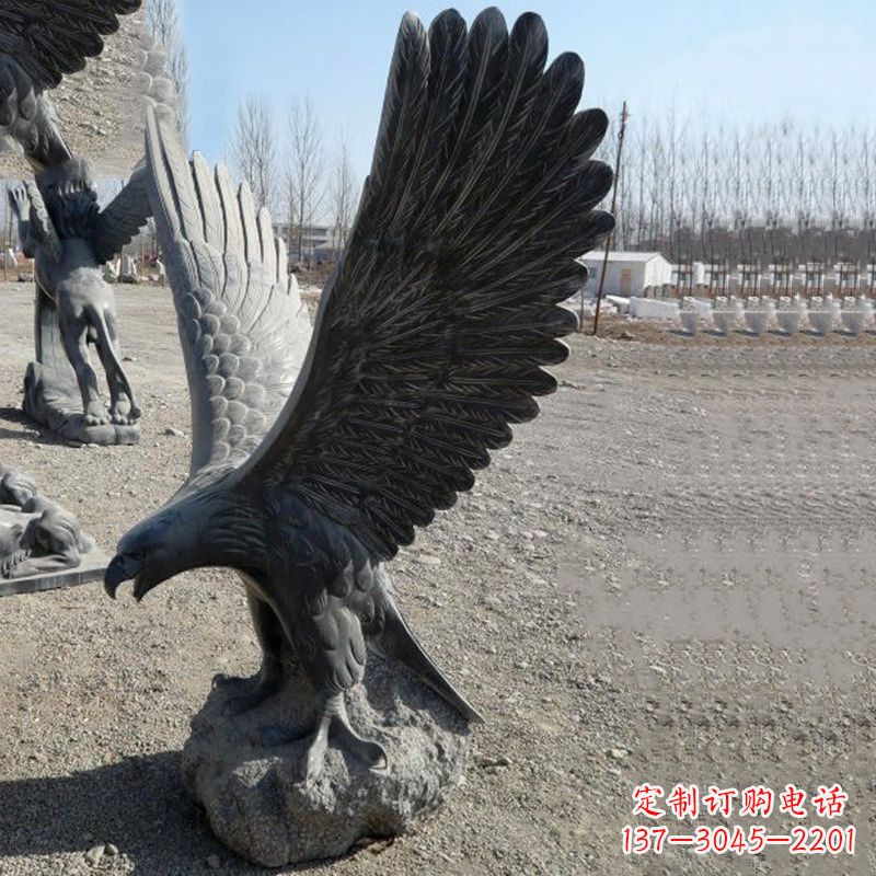辽阳大鹏展翅老鹰石雕