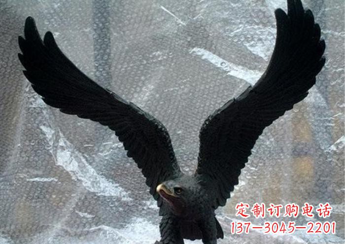辽阳大鹏展翅玻璃钢老鹰雕塑