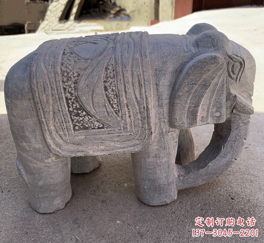 辽阳大象可爱石雕