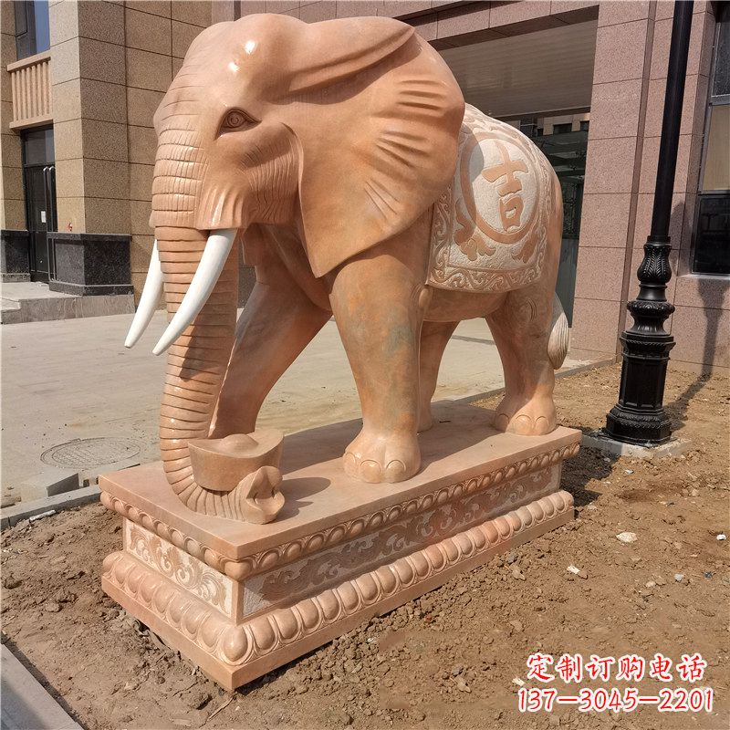 辽阳大象石雕辟邪