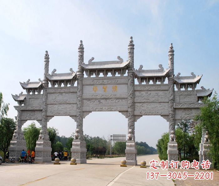 辽阳大型五门道路石雕牌坊定制
