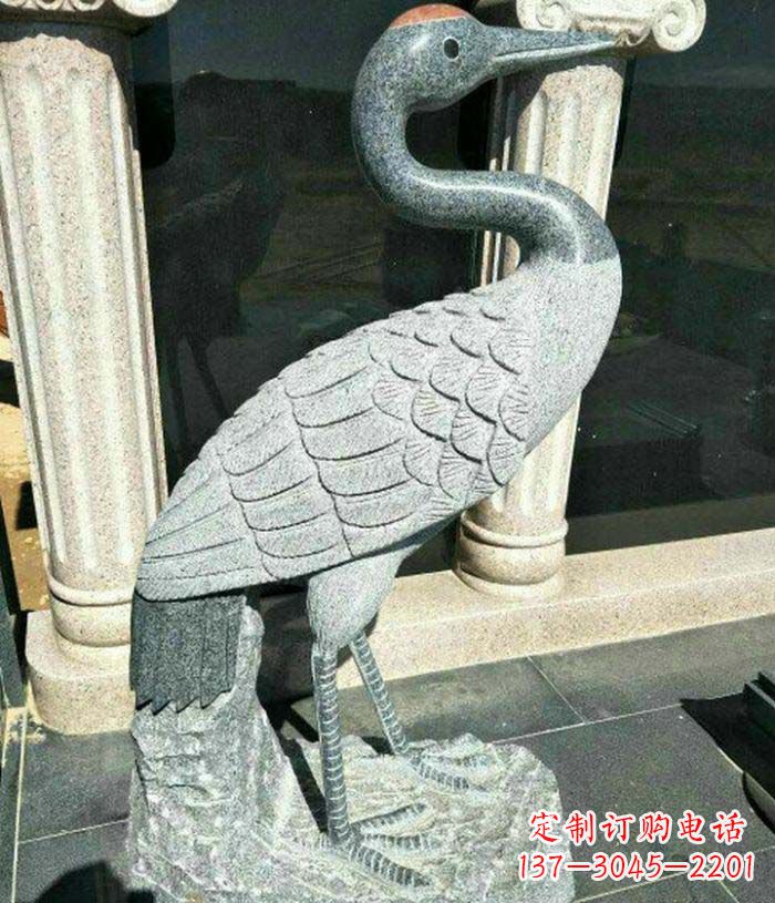 辽阳丹顶鹤公园动物石雕