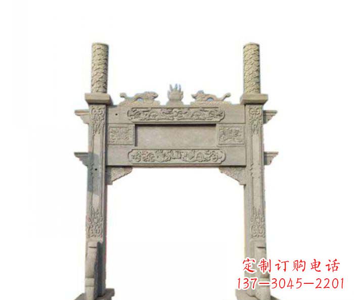 辽阳单门村口牌坊石雕
