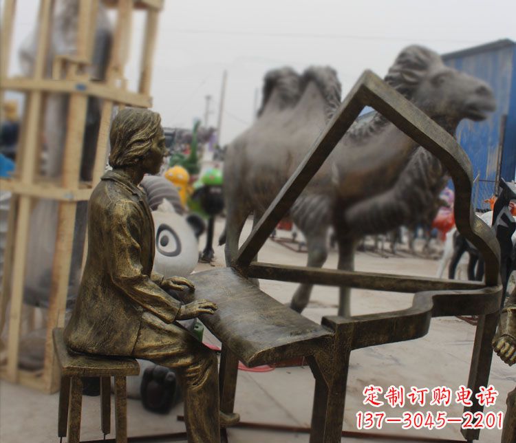 辽阳钢琴铜雕——表达艺术之美的完美融合