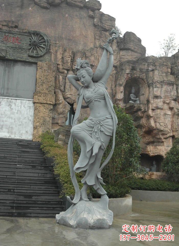 辽阳琵琶飞天人物石雕
