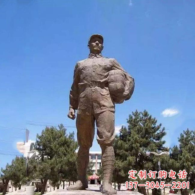 辽阳董存瑞石雕像 - 传承英雄精神的纪念雕塑