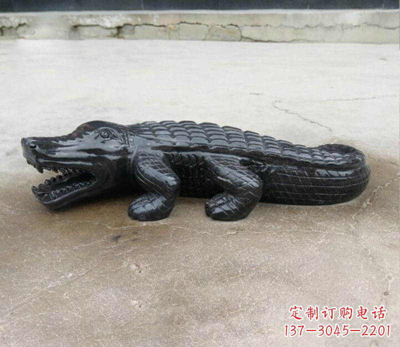 辽阳经典鳄鱼景观石雕