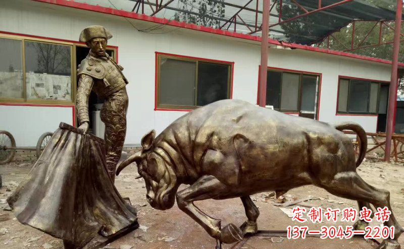 辽阳中领雕塑-装饰艺术级牛雕塑