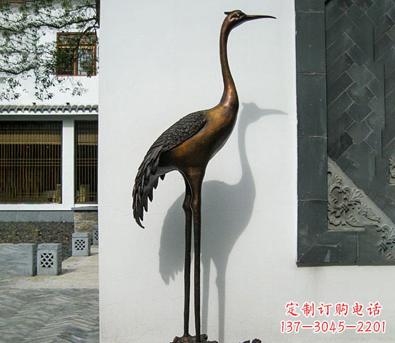 辽阳仙鹤雕塑,精美绝伦,艺术动人