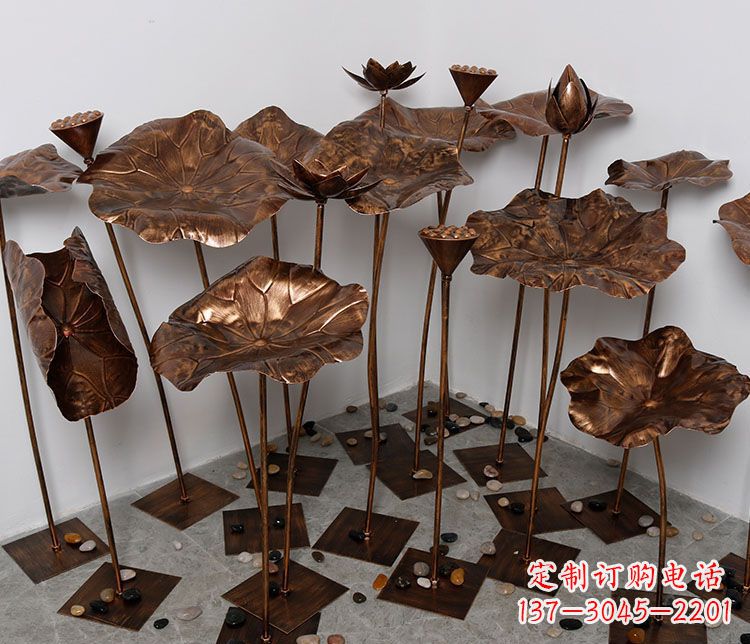 辽阳锻铜荷花景观雕塑