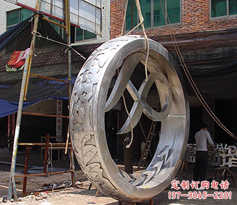 辽阳精致环形不锈钢景观雕塑