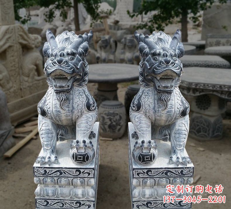 辽阳仿古踩球麒麟石雕