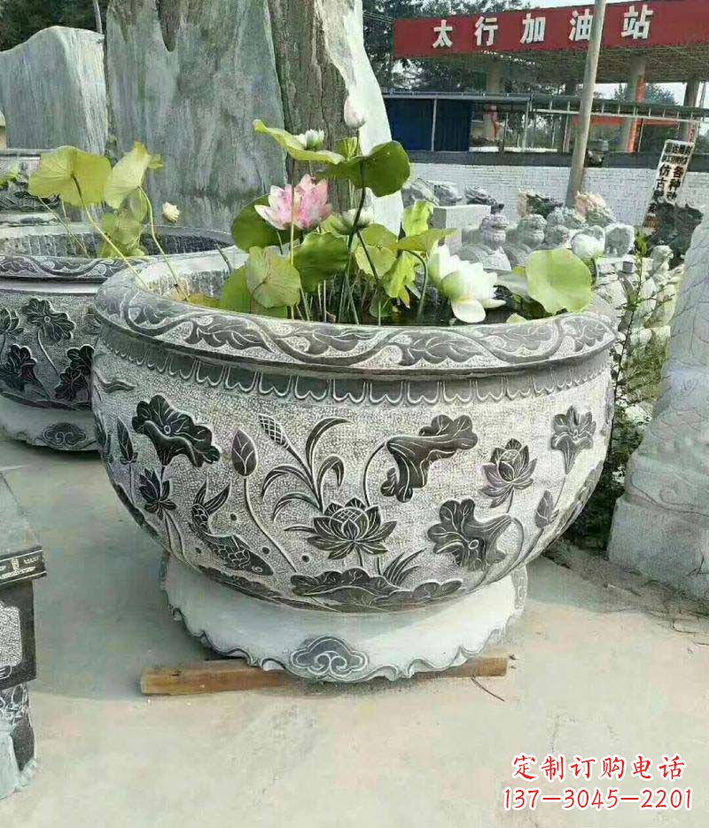 辽阳仿古石雕荷花水缸——精美的艺术品