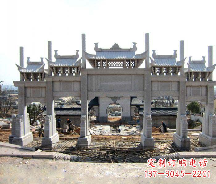 辽阳仿古五门石牌坊