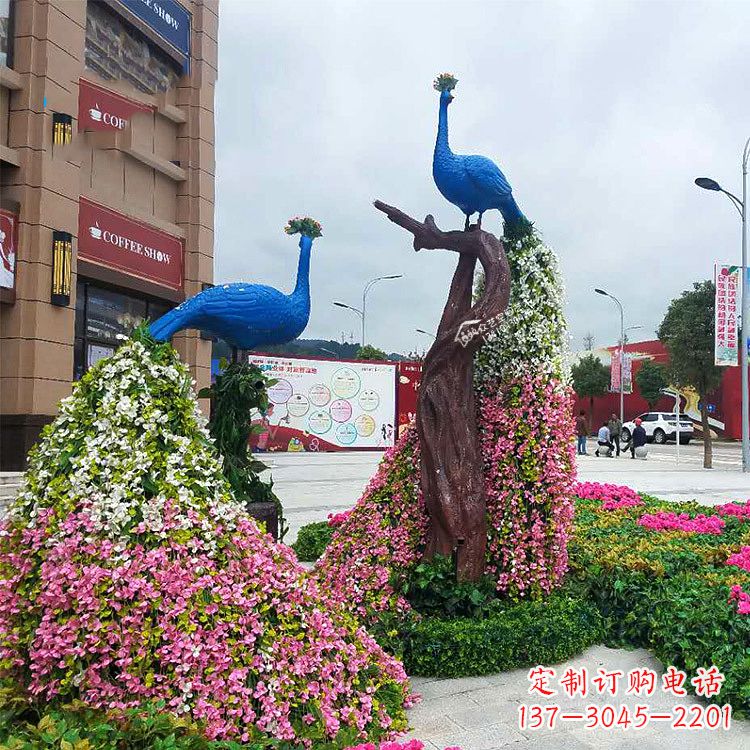 辽阳绿色雕塑-孔雀