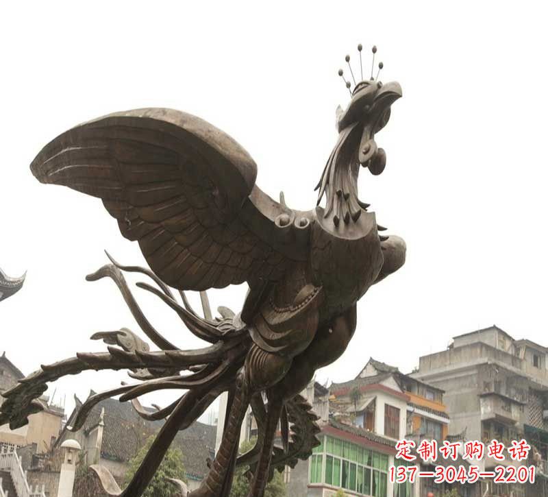 辽阳凤凰展翅铜雕