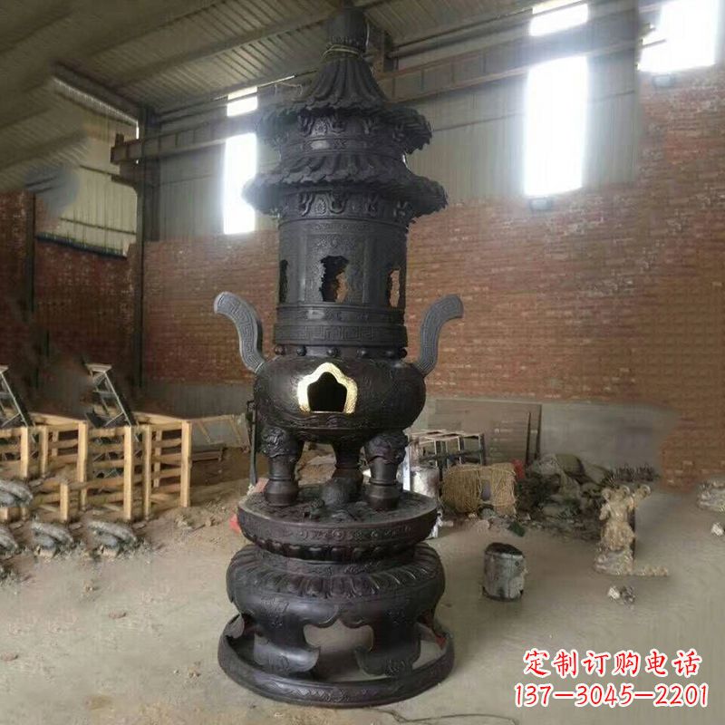 辽阳高层圆形铜香炉
