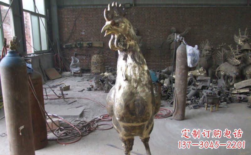 辽阳公鸡铸铜动物铜雕