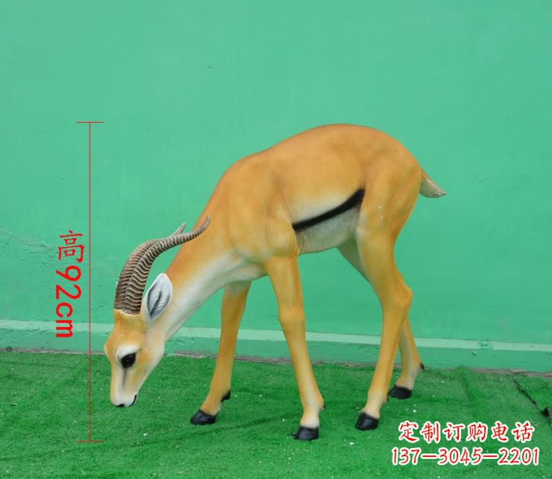 辽阳玻璃钢仿真羚羊雕塑