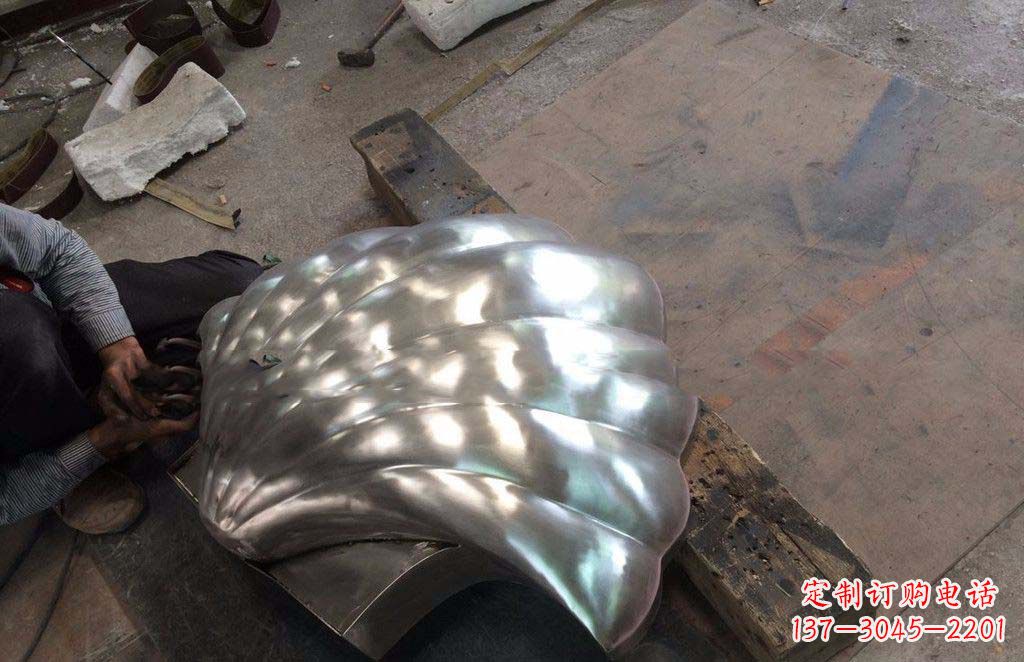 辽阳精致现代的不锈钢贝壳雕塑
