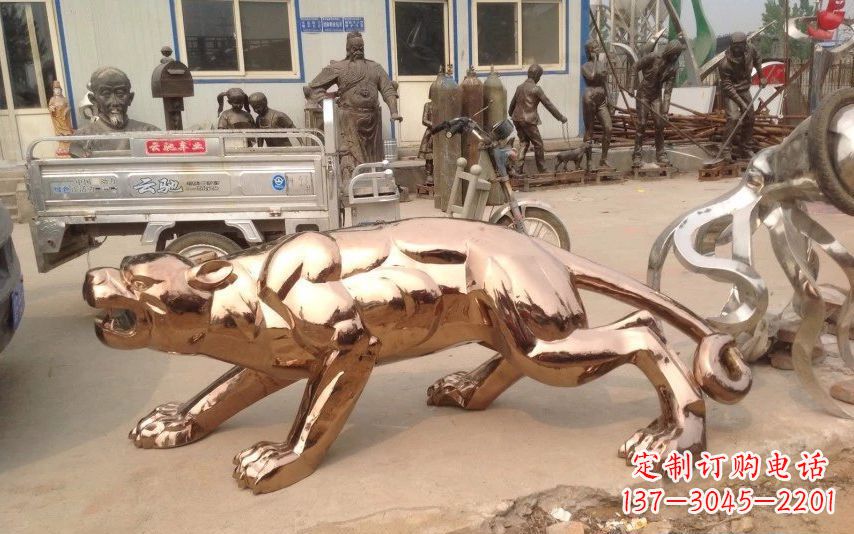 辽阳中领雕塑出品不锈钢动物雕塑
