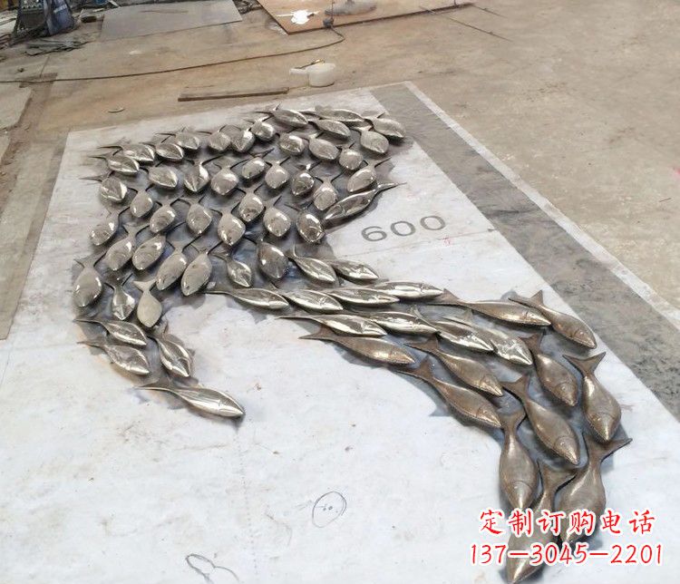 辽阳多彩活力的不锈钢动物雕塑