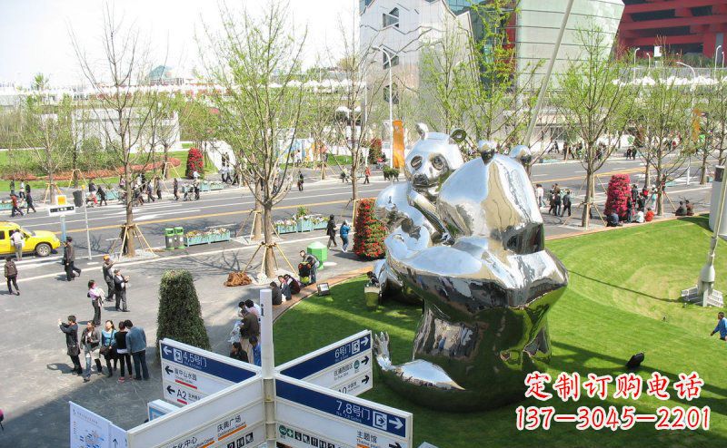 辽阳魅力镜面不锈钢熊猫景观雕塑