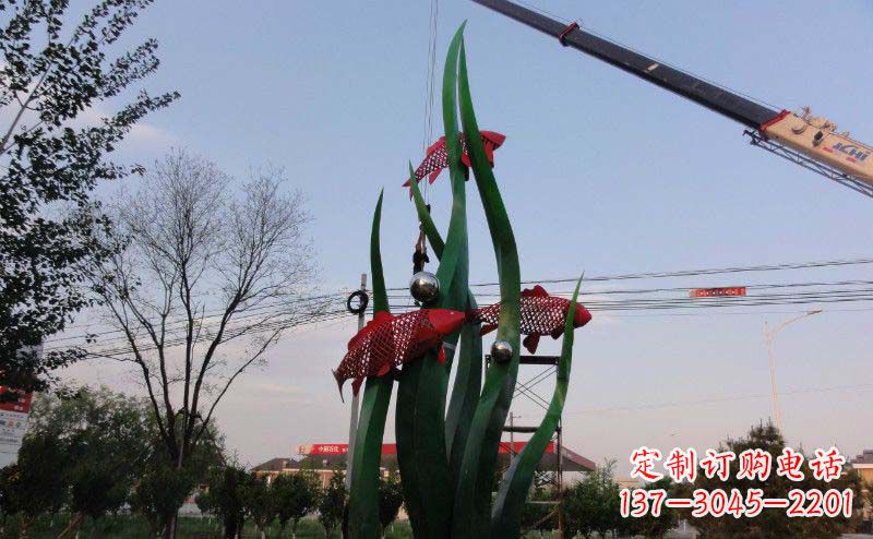 辽阳欧洲风格鲤鱼不锈钢雕塑